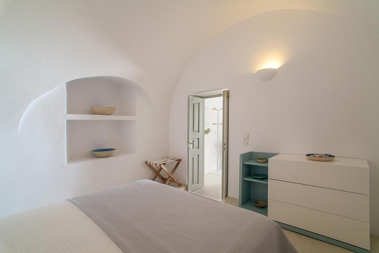 Aparthotel Radiant Santorini Mesaria Esterno foto