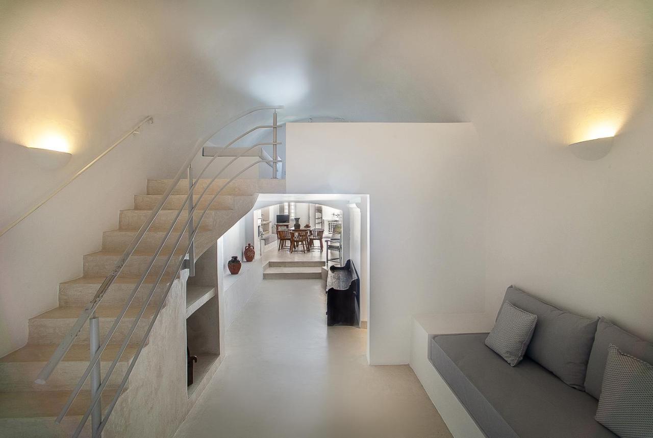Aparthotel Radiant Santorini Mesaria Esterno foto