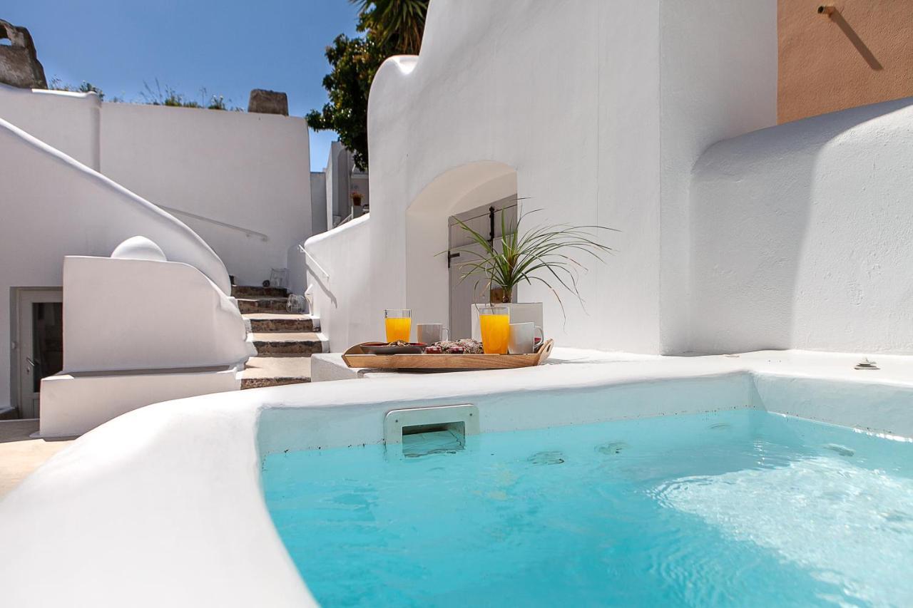 Aparthotel Radiant Santorini Mesaria Esterno foto